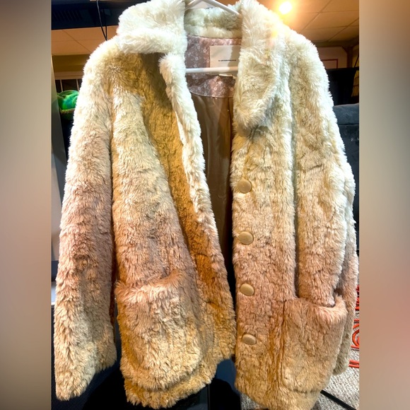 Anthropologie faux fur coat - Picture 6 of 8